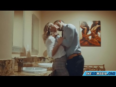 ❤️ Når en barmfagre blondine forfører deg på et offentlig toalett ️❌ Kvalitetsporno hos oss no.hqpornvideos.ru